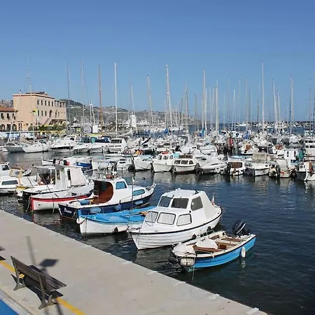 Apartament Citta Dei Fiori *